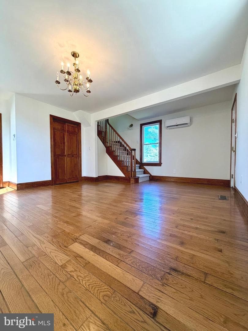 103 Williamson Street photo 19