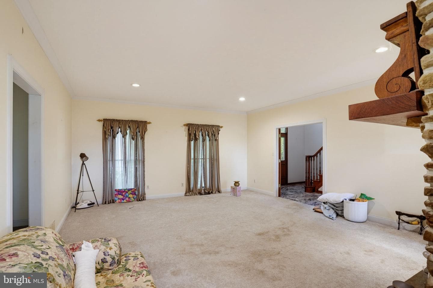 8821 Dorothy Lane photo 32