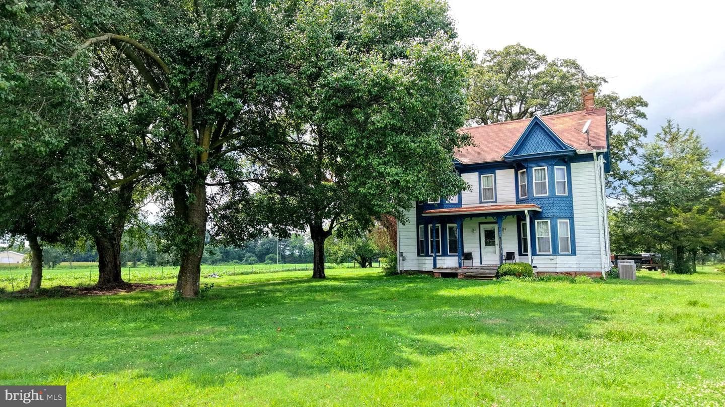13166 Oakland Road photo 1