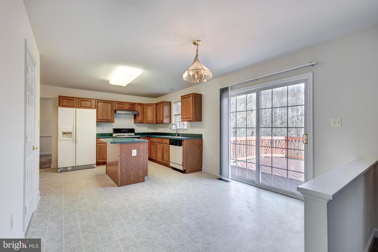 7680 Swallow Road photo 25