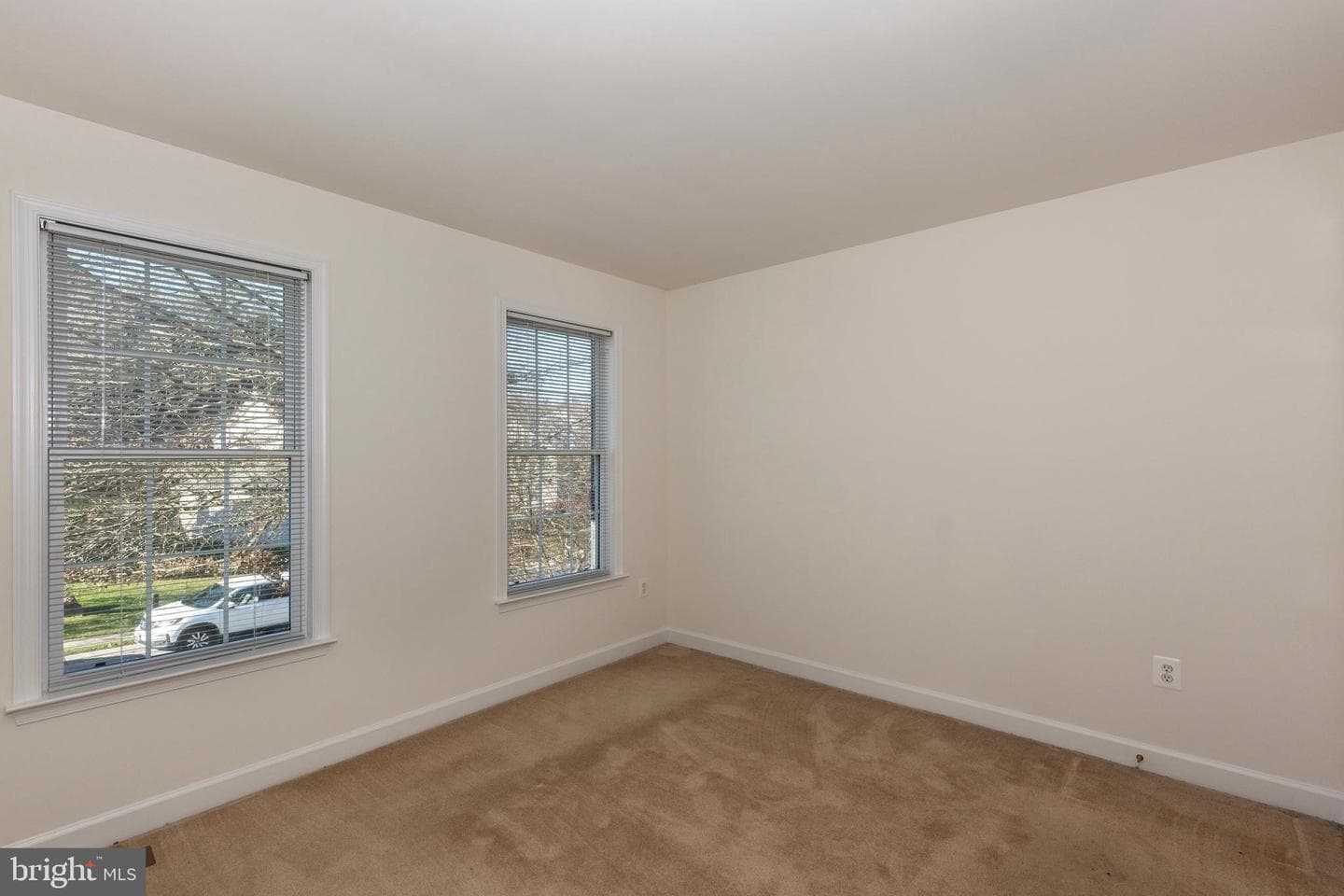 7680 Swallow Road photo 43