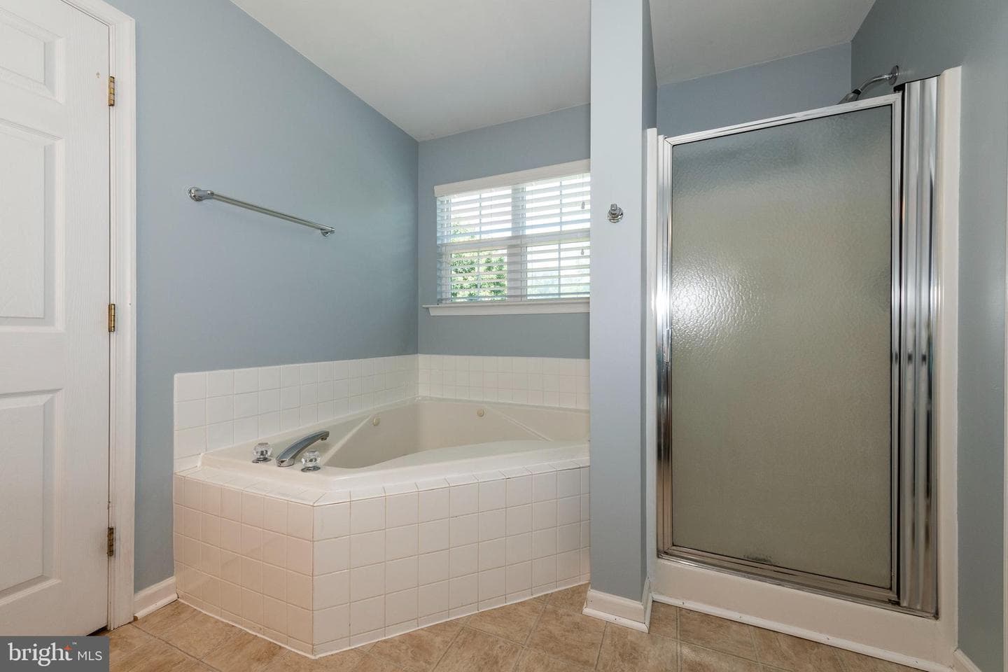 87 Crimson Avenue photo 28