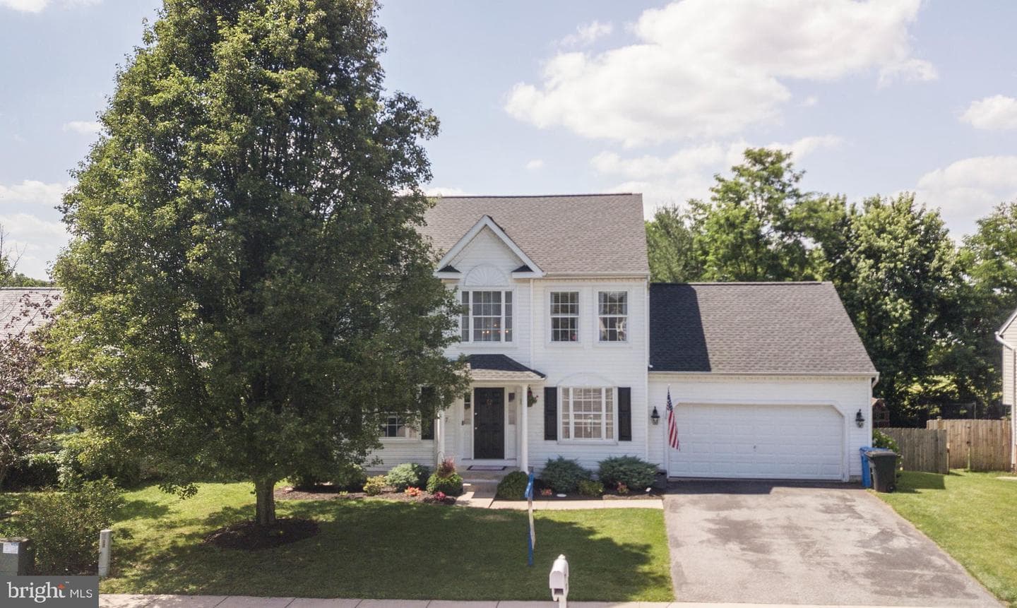 87 Crimson Avenue photo 3