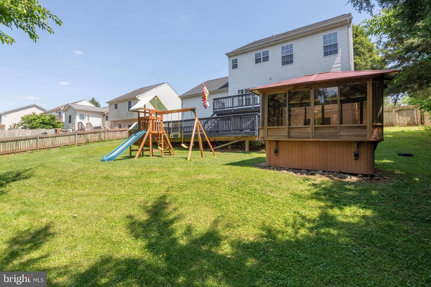 87 Crimson Avenue photo 40