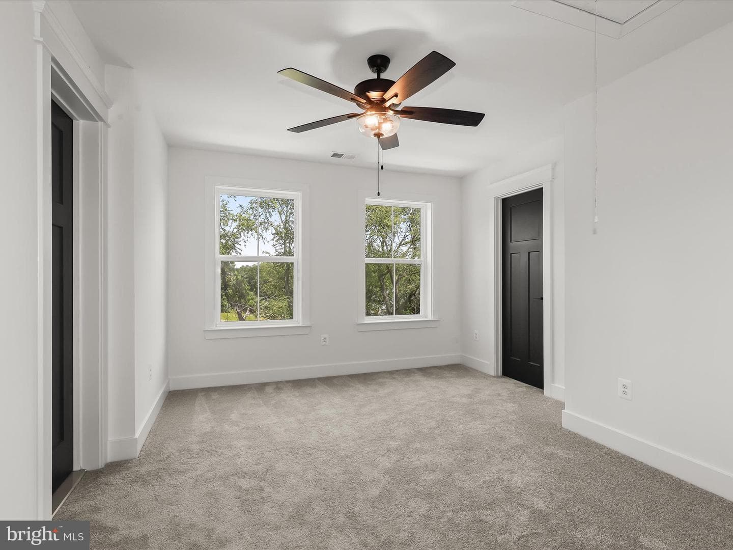 2502 Triumph Drive photo 56