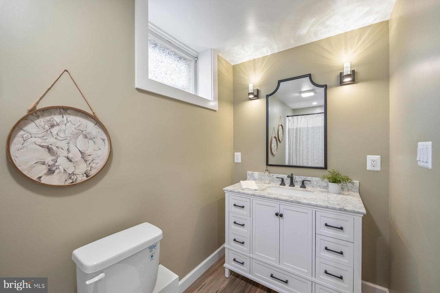 2420 Twin Knolls Circle photo 31
