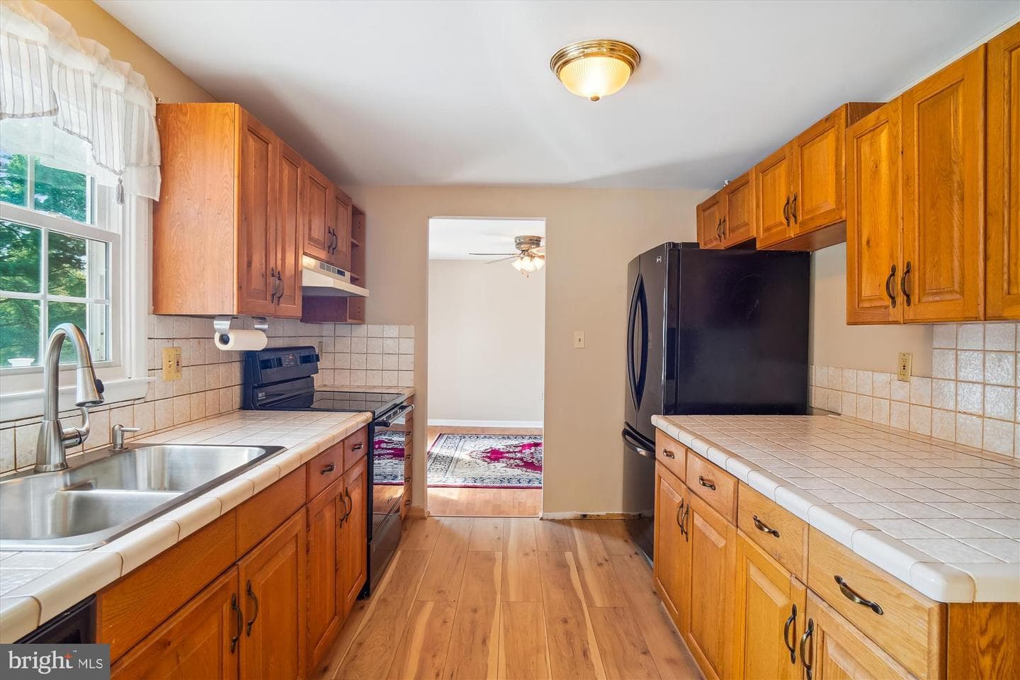 5001 Woodbine Road photo 10
