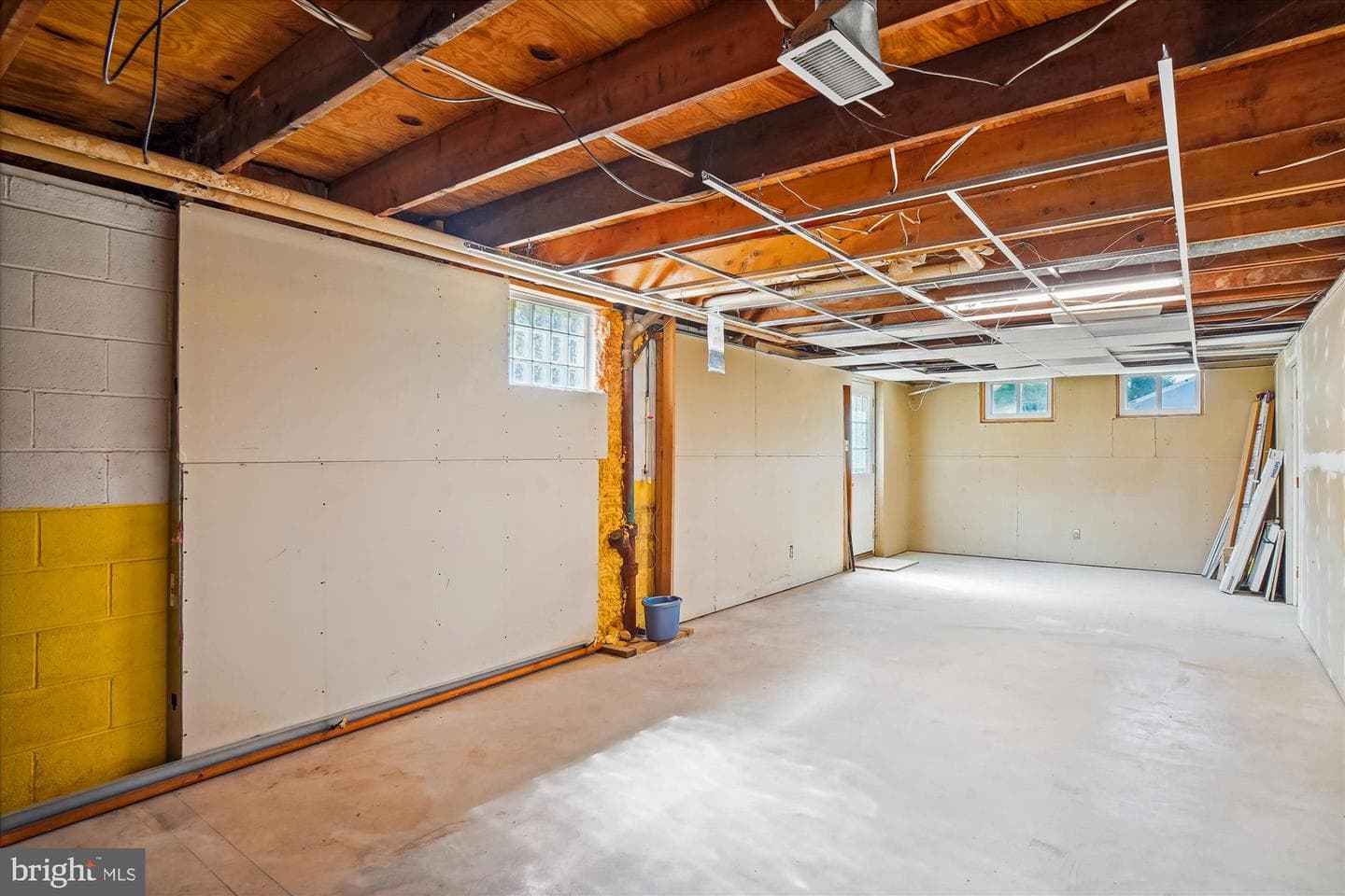 5001 Woodbine Road photo 24