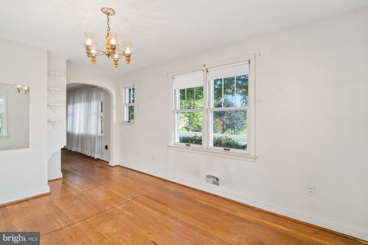 15 Pleasant Valley Road photo 9