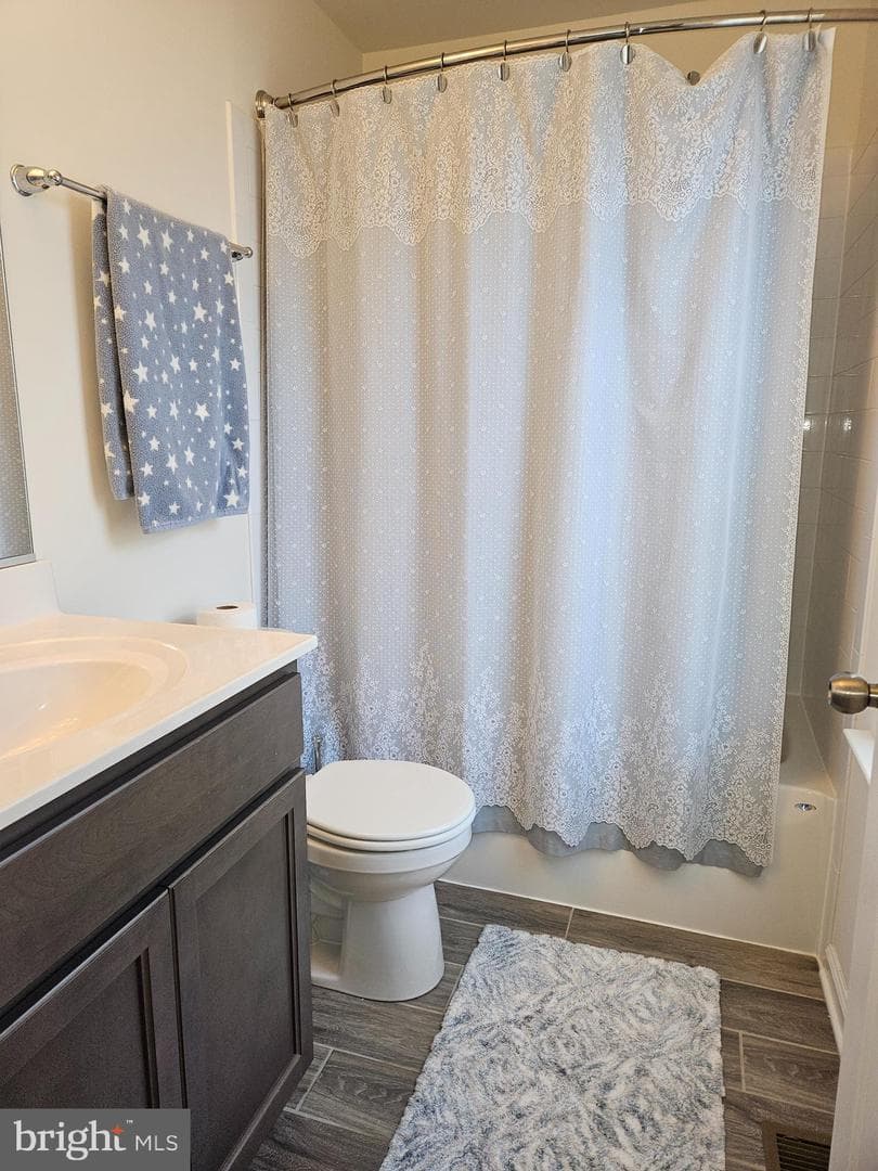 341 Crimson Avenue photo 15