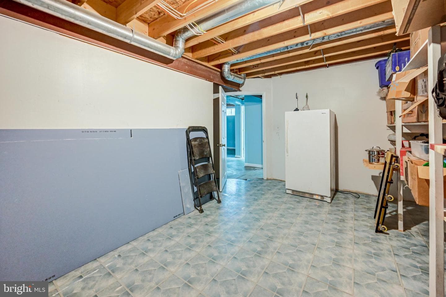 320 O Brien Avenue photo 37