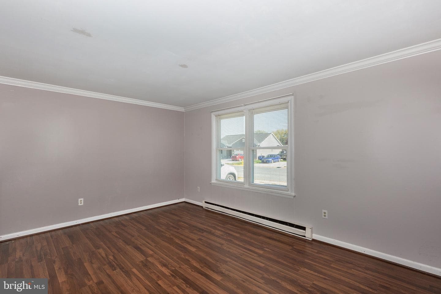 6 Courier Drive photo 5
