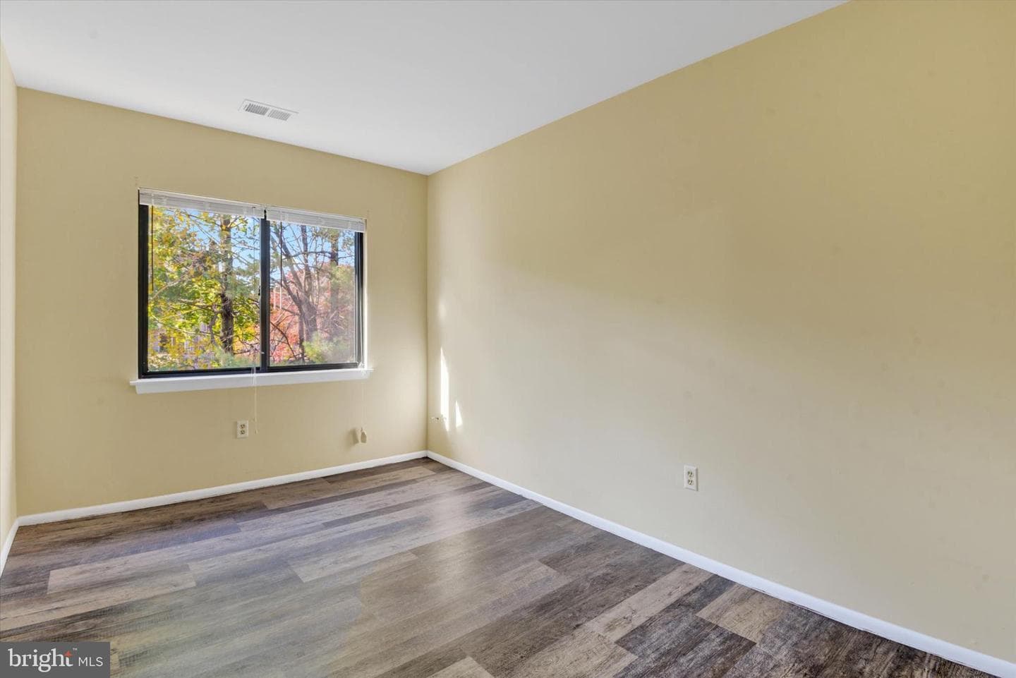 4230 Crystal Court #3c photo 11
