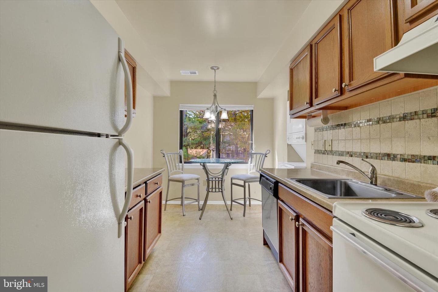 4230 Crystal Court #3c photo 7