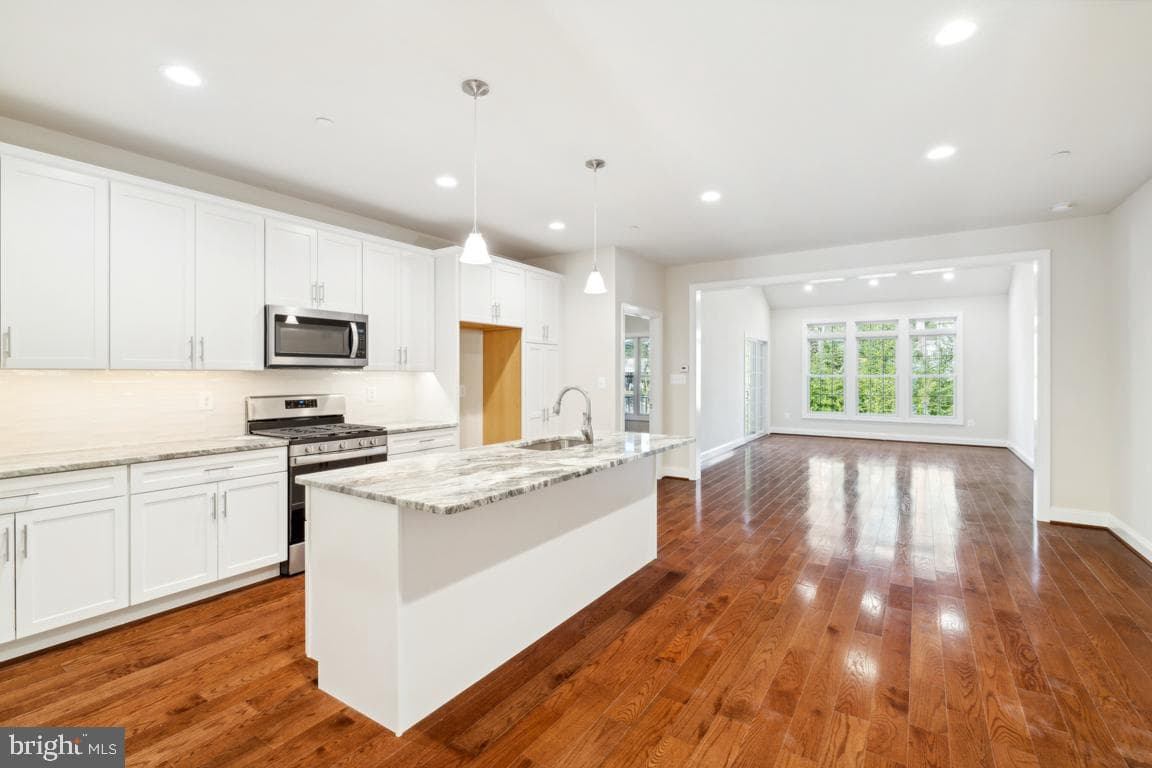 1716 Botanical Ct #24 photo 5