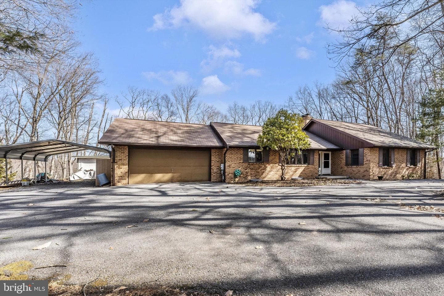 5800 Leslie Lane photo 3