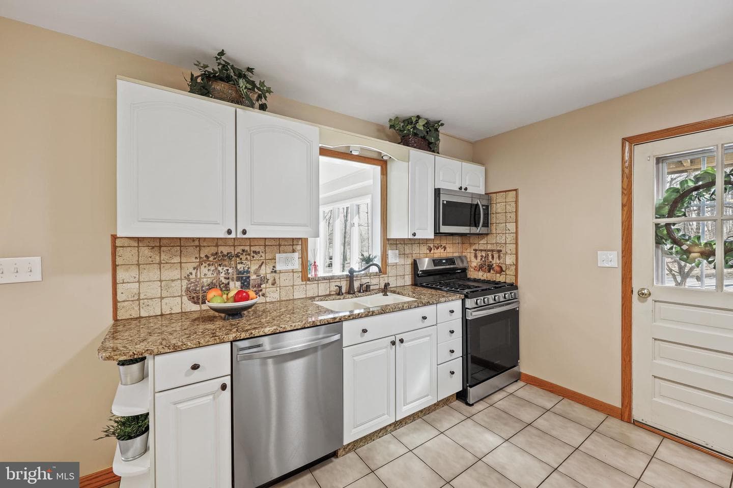 1234 Buckhorn Road photo 9