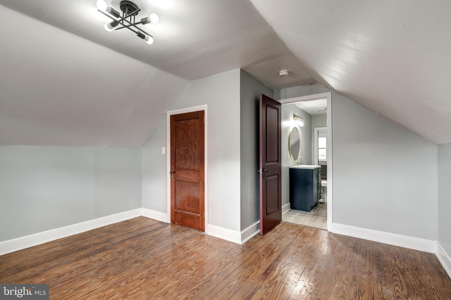 119 W Baltimore Street photo 30