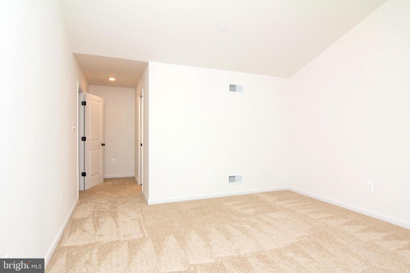 317 Taney Heights Drive photo 16