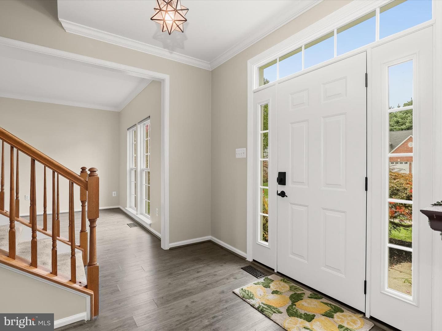 216 Riverview Court photo 10