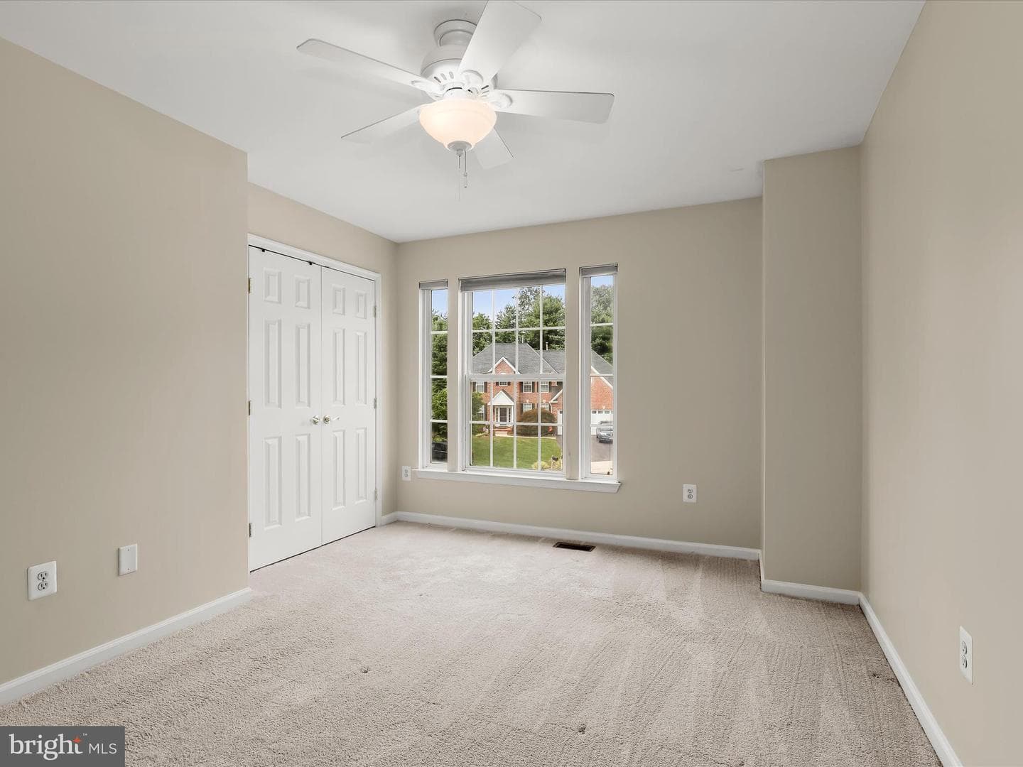 216 Riverview Court photo 40