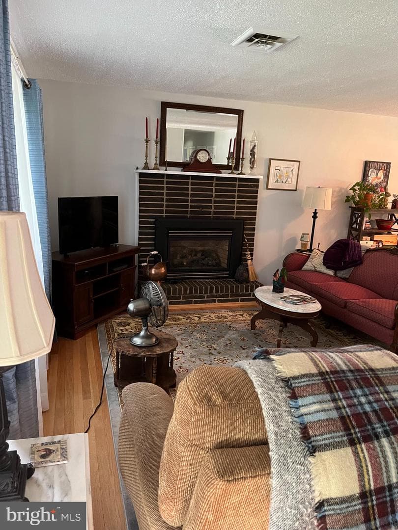 1205 Carrollyn Drive photo 4