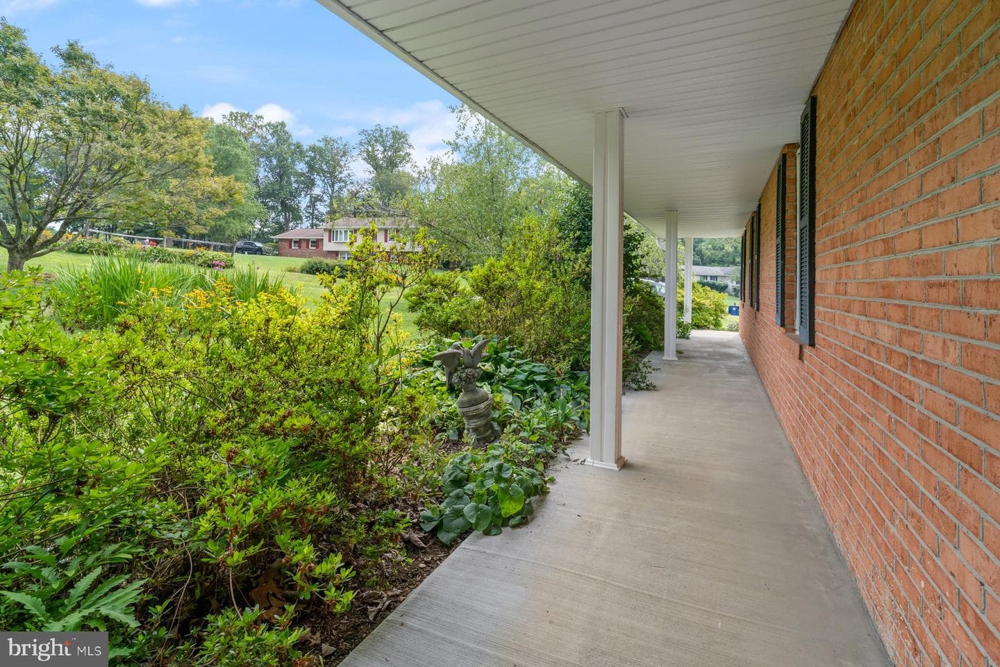 2810 Rainbow Drive photo 2