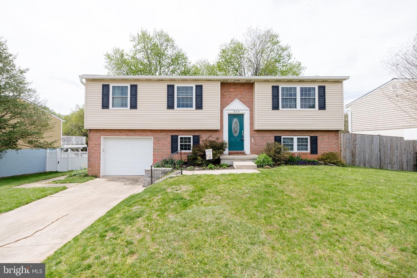 404 Farm Creek Road photo 3