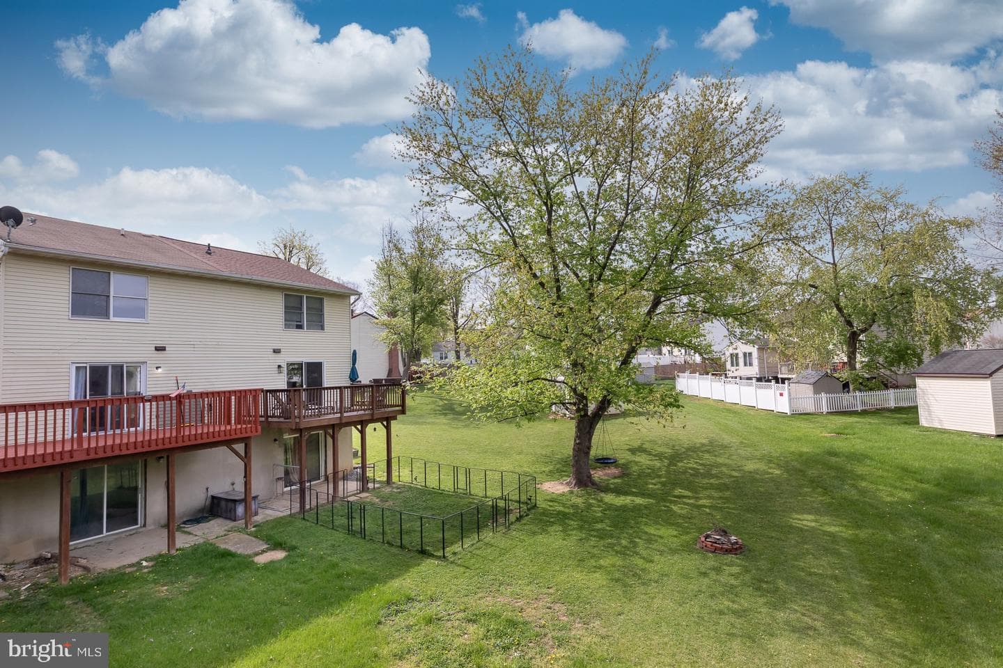 706 Riley Court photo 9