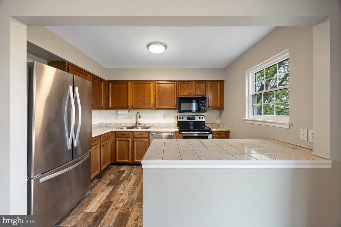 370 Logan Drive photo 9