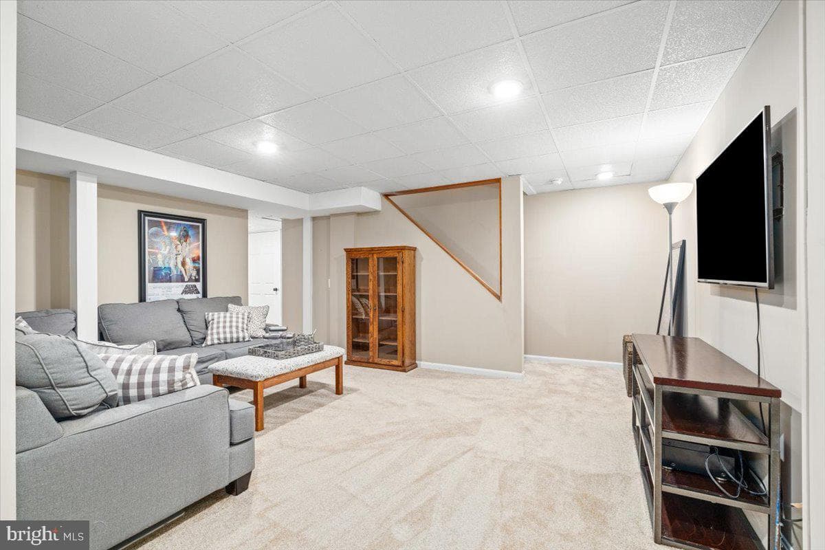 1800 Fallstaff Court photo 39