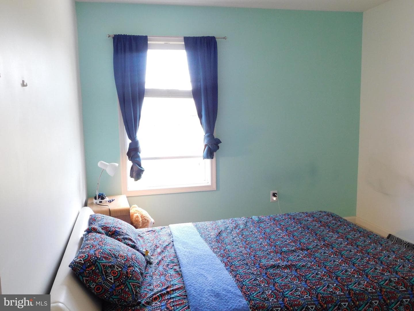98 Crimson Avenue photo 16