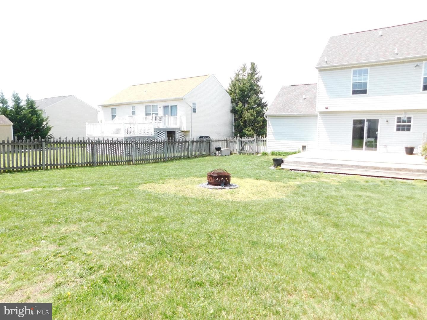 98 Crimson Avenue photo 40