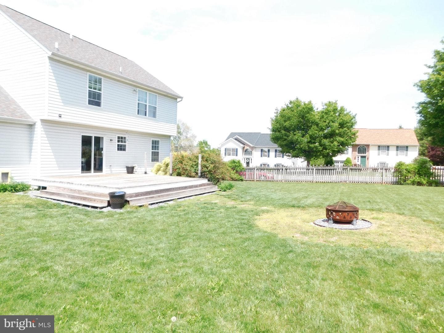98 Crimson Avenue photo 42