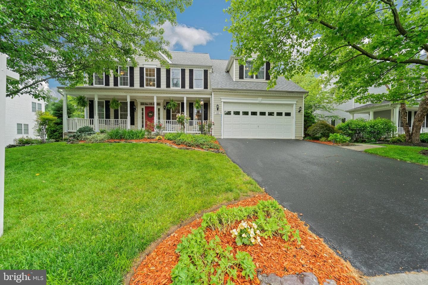 1001 Longbow Road photo 2