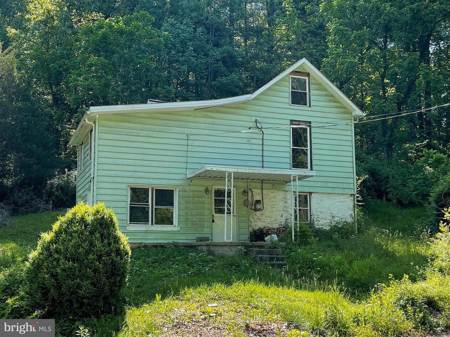 521 Dutrow Road photo 1