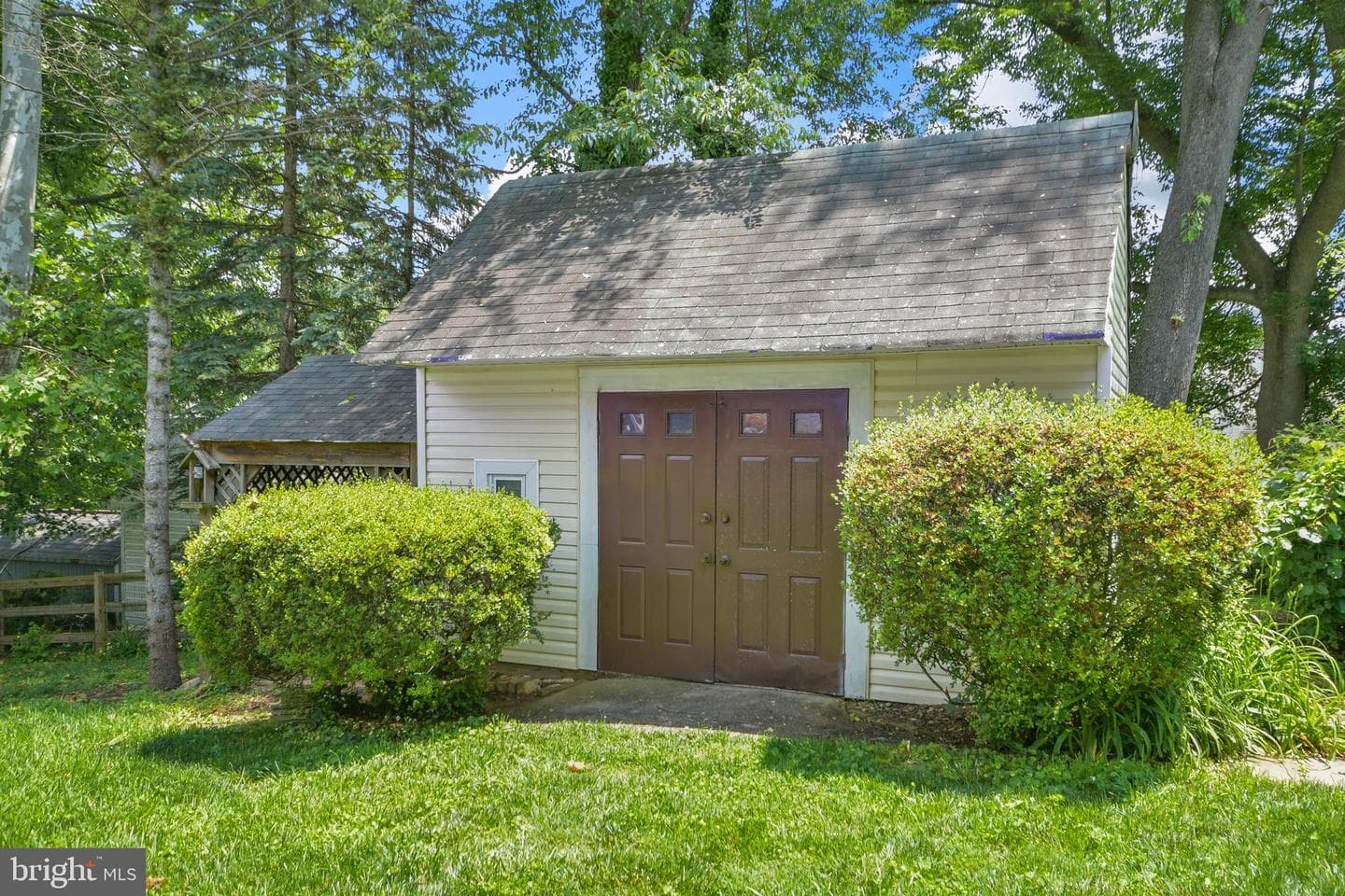 7421 2nd Avenue photo 53