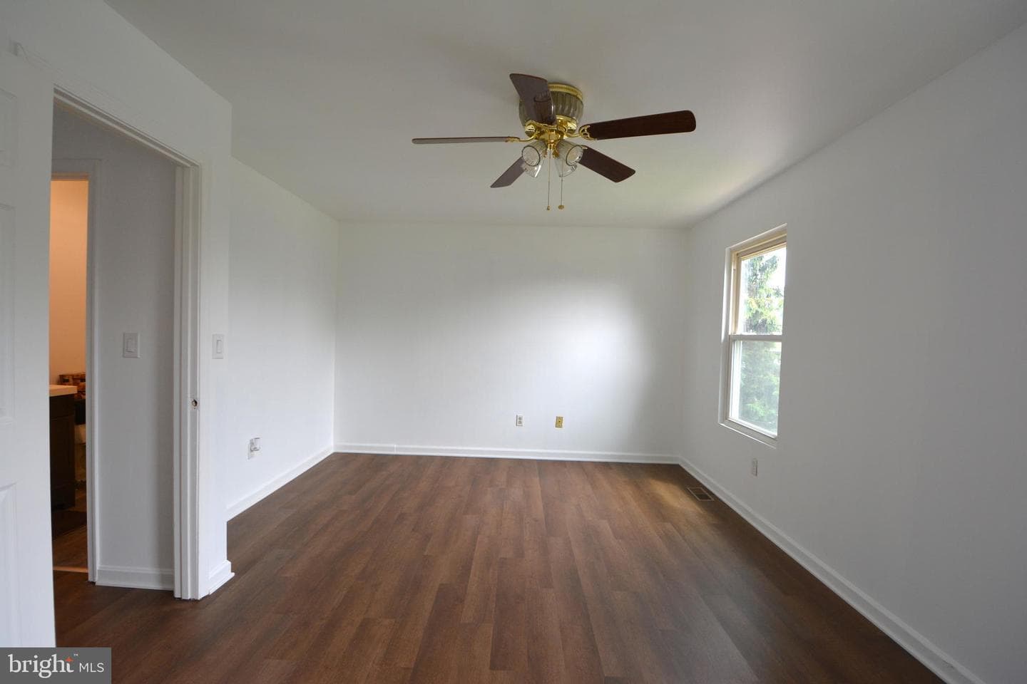 668 Johahn Drive photo 18