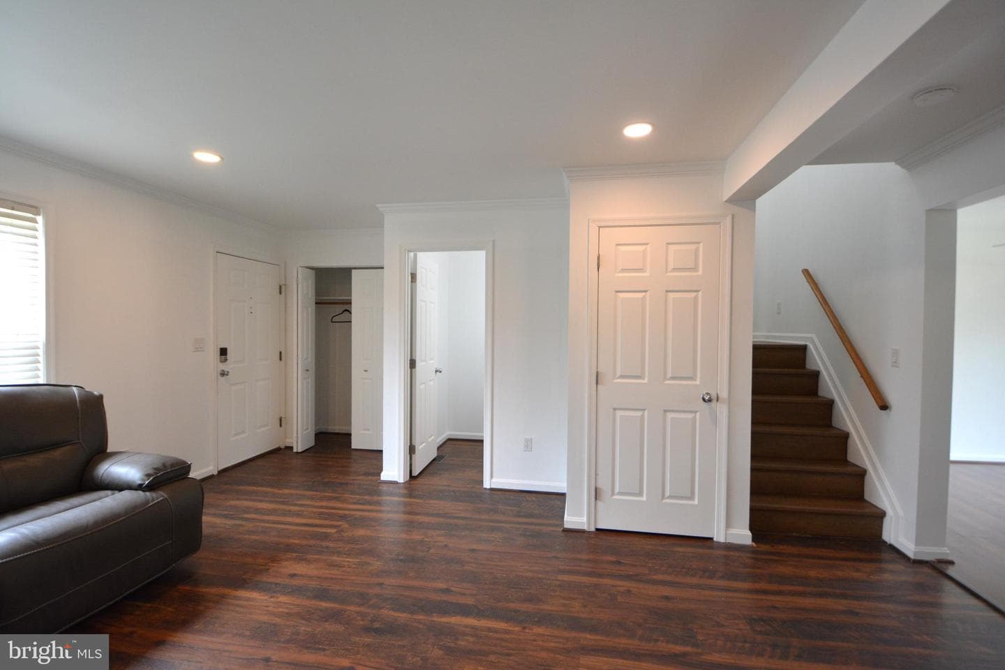 668 Johahn Drive photo 5