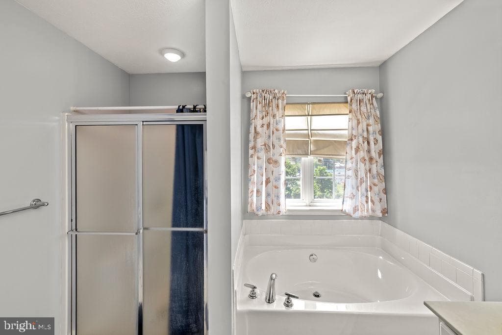 1824 Upper Forde Lane photo 23