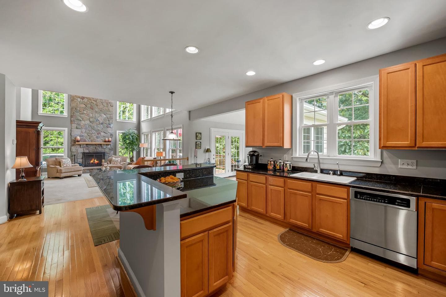 1701 Glenbar Drive photo 19