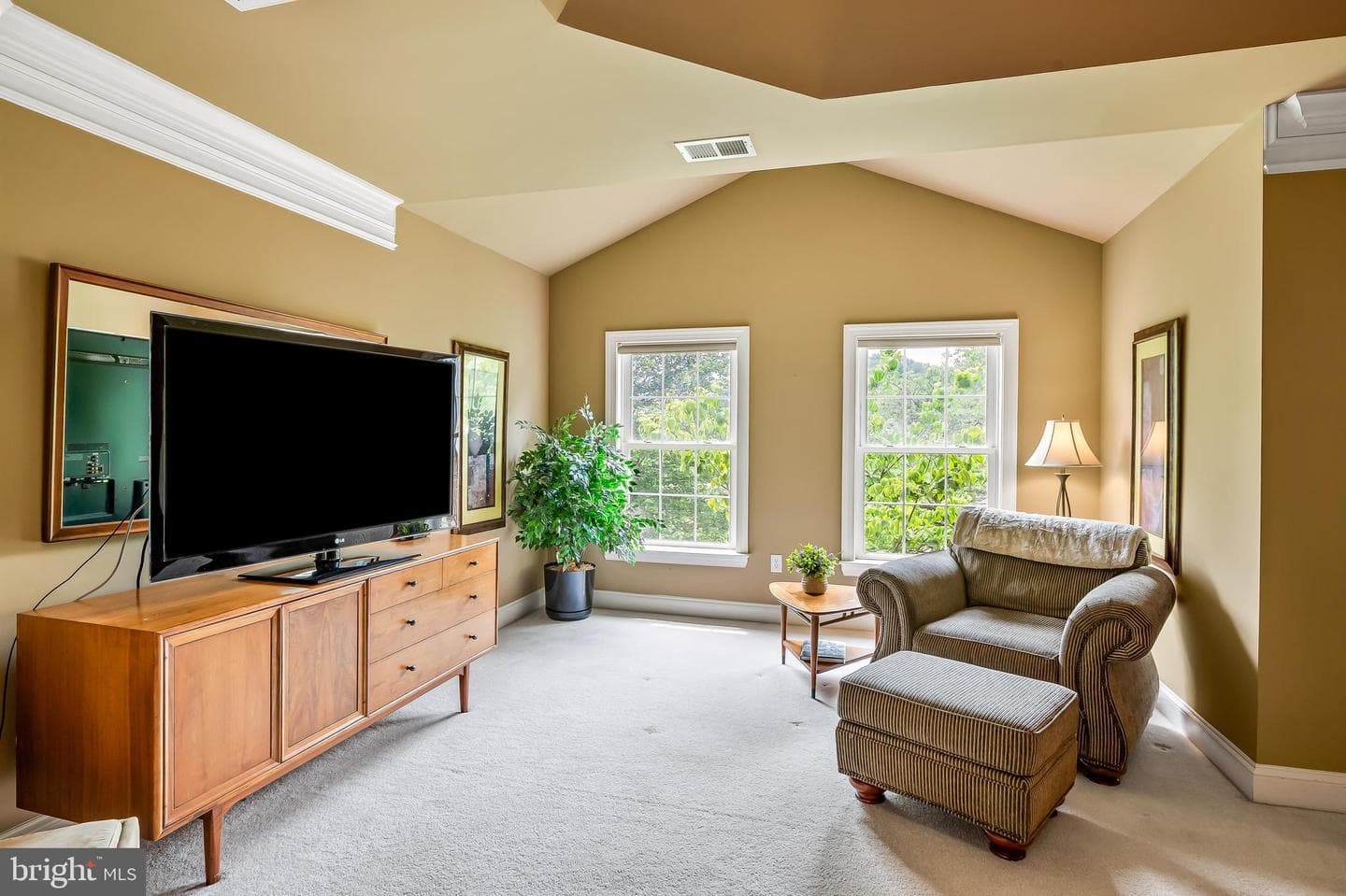 1701 Glenbar Drive photo 36