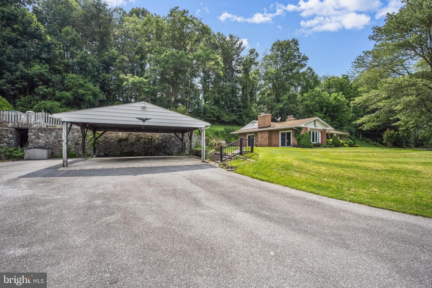 1039 Arnold Road photo 20