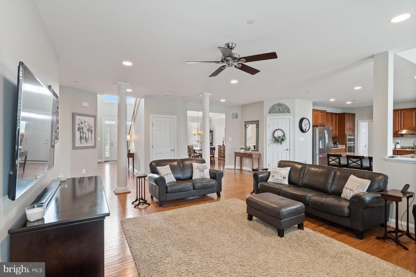 3270 Greenway Drive photo 5