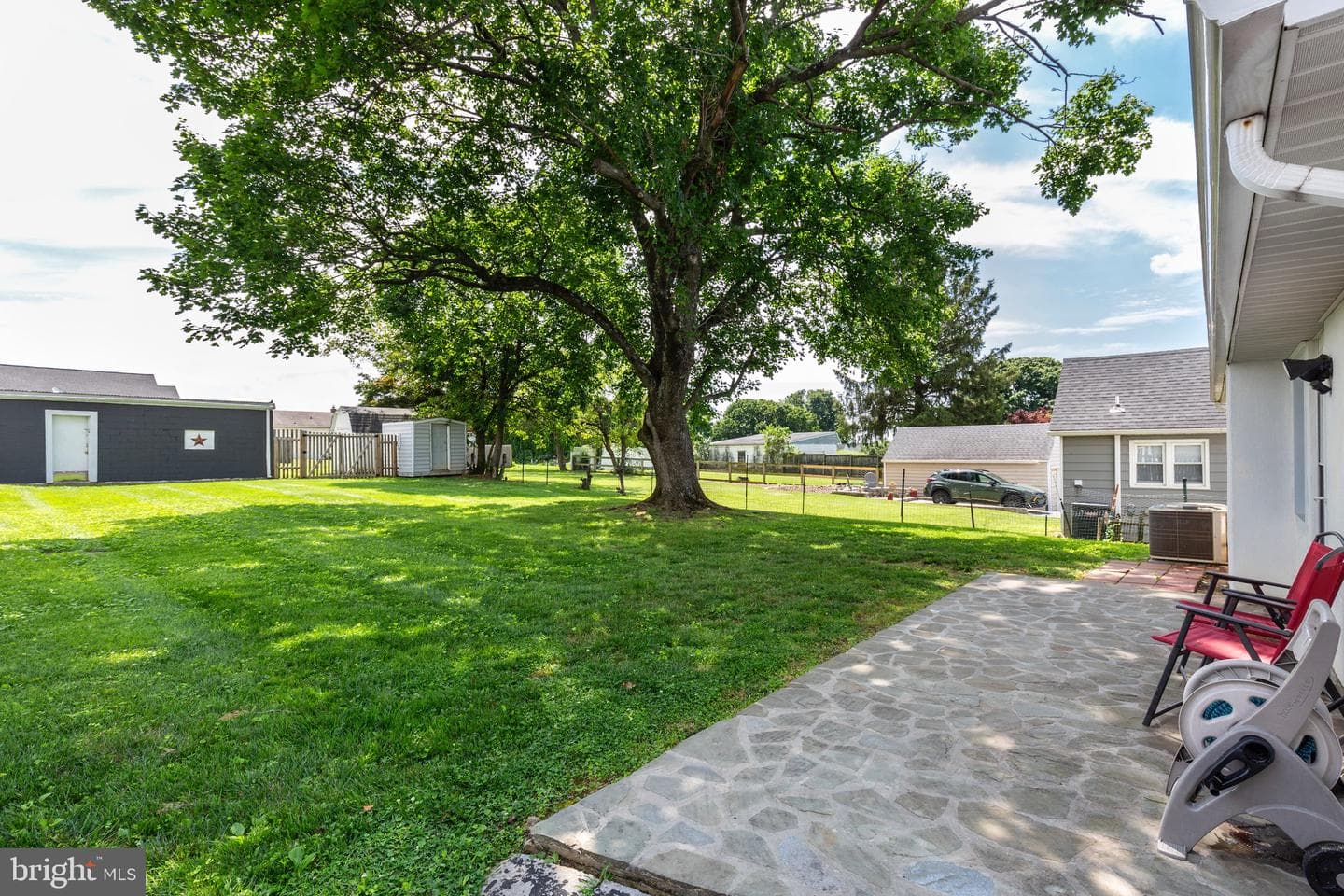 1315 Hillcrest Street photo 35