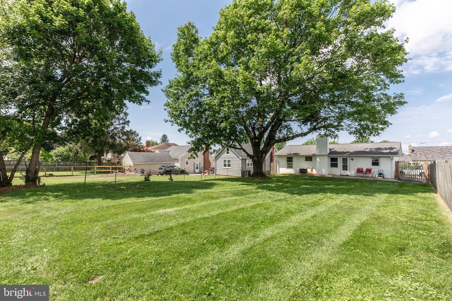 1315 Hillcrest Street photo 4