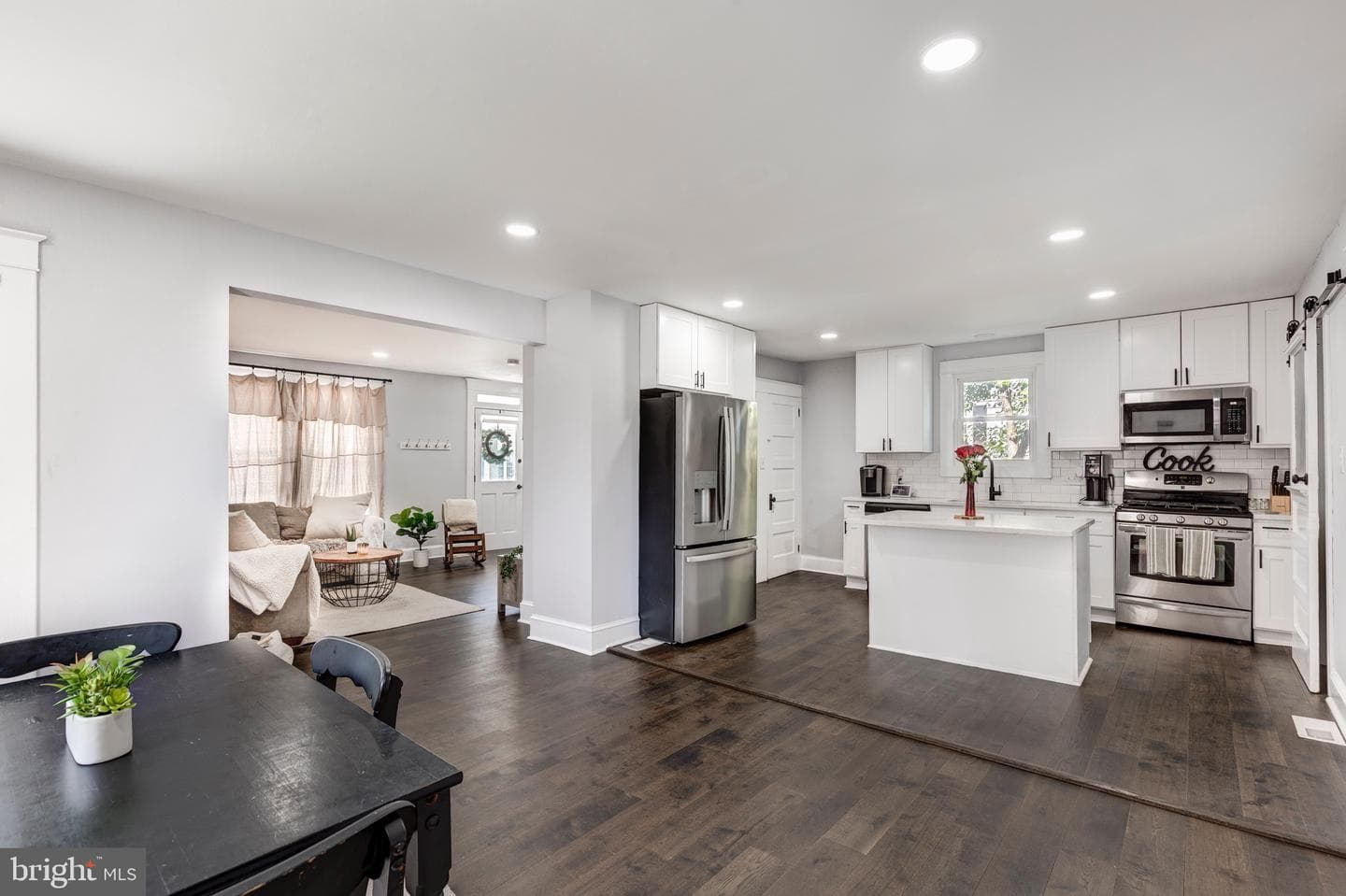 7 Hersh Avenue photo 9