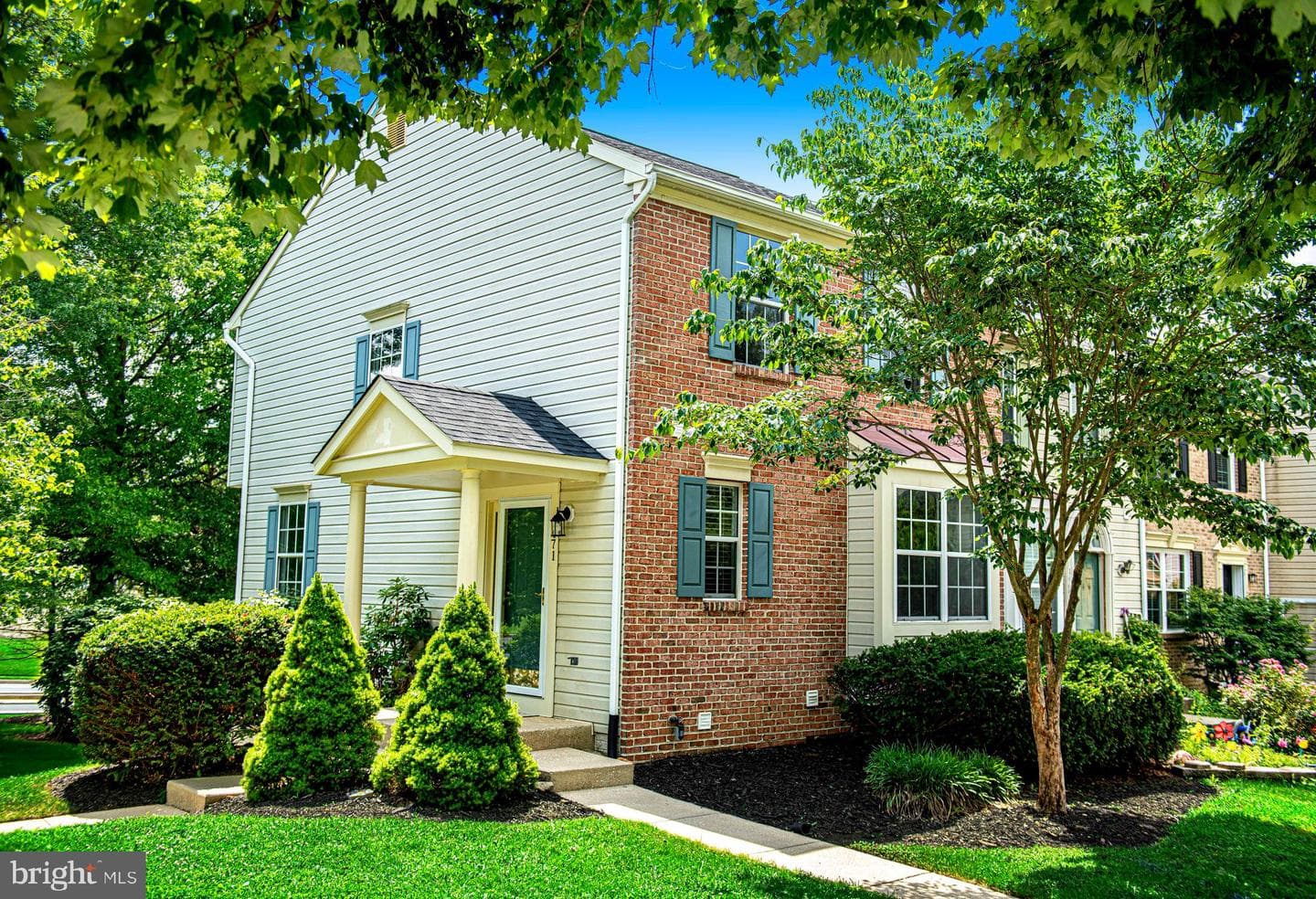1471 4 Point Court #1 photo 2