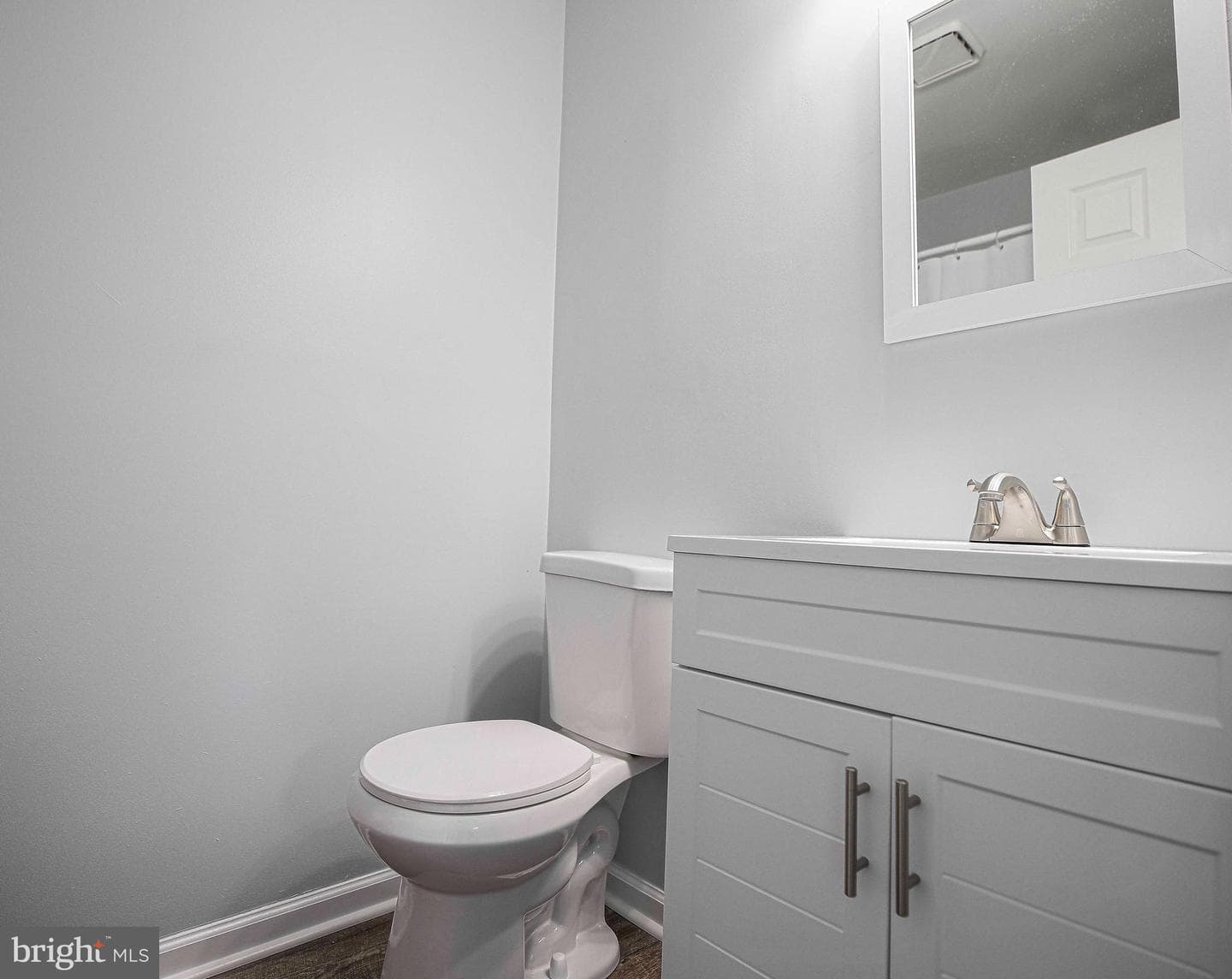 1471 4 Point Court #1 photo 32