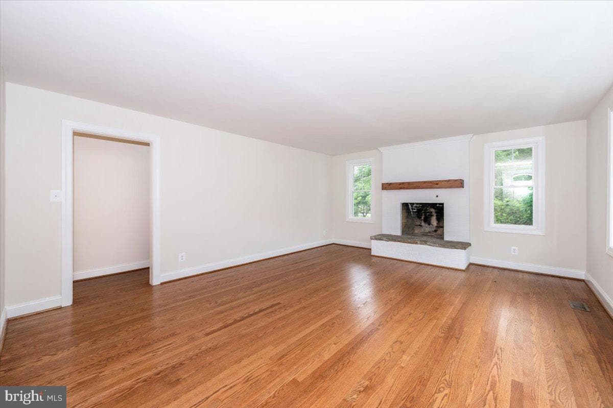 1802 Ridge Road photo 4